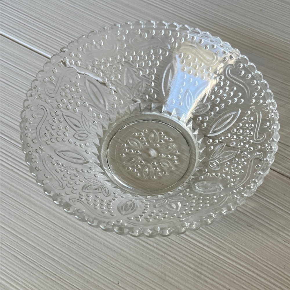 Small Federal Glass Hertiage 1940’s Elegant Clear Glass Bowl set of 6
